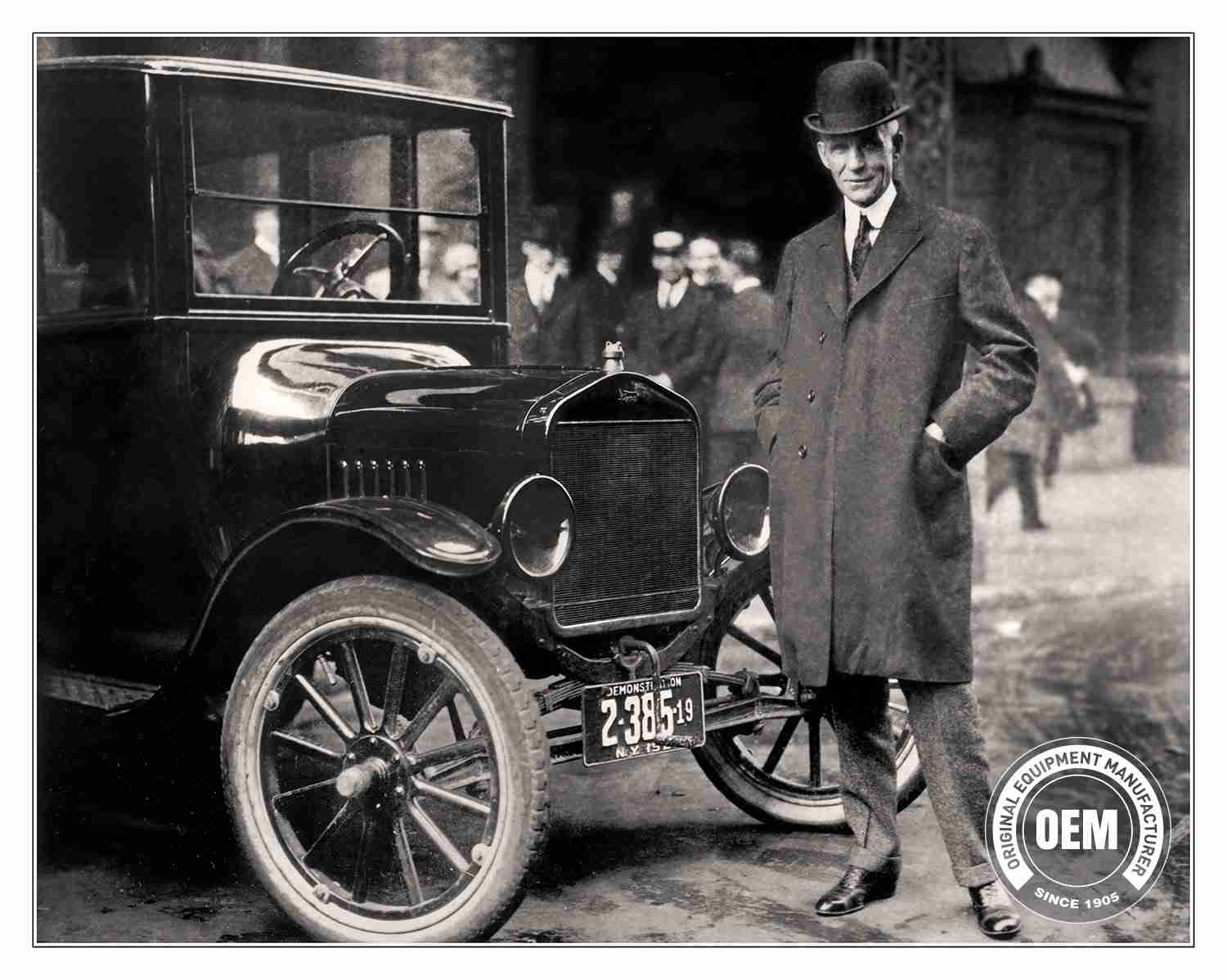 Henry Ford & Model T Motorcar 1921 Founder And Visionary With His Innovative And Iconic Ford Model T Motorcar In Buffalo, NY USA 1921 Henry Ford Was The Creative Force Behind An Industry Of Unprecedented Size And Wealth That In Only A Few Decades Permanen